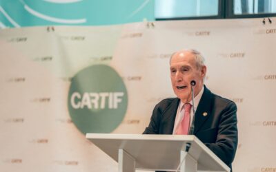 José R. Perán González, director general de CARTIF, recibe el Premio de Honor de Castilla y León Económica